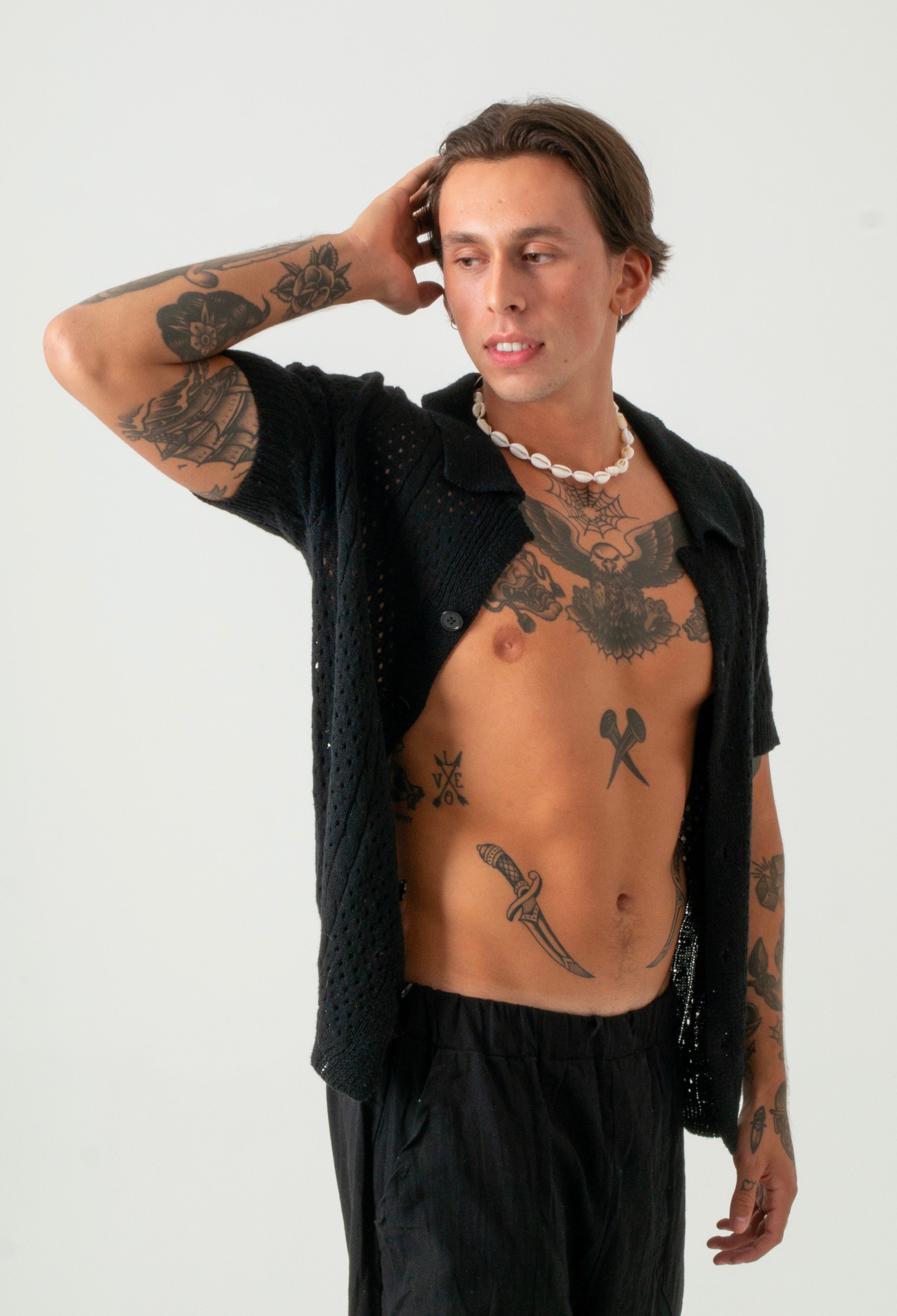 PRAGUE BLACK SHIRT